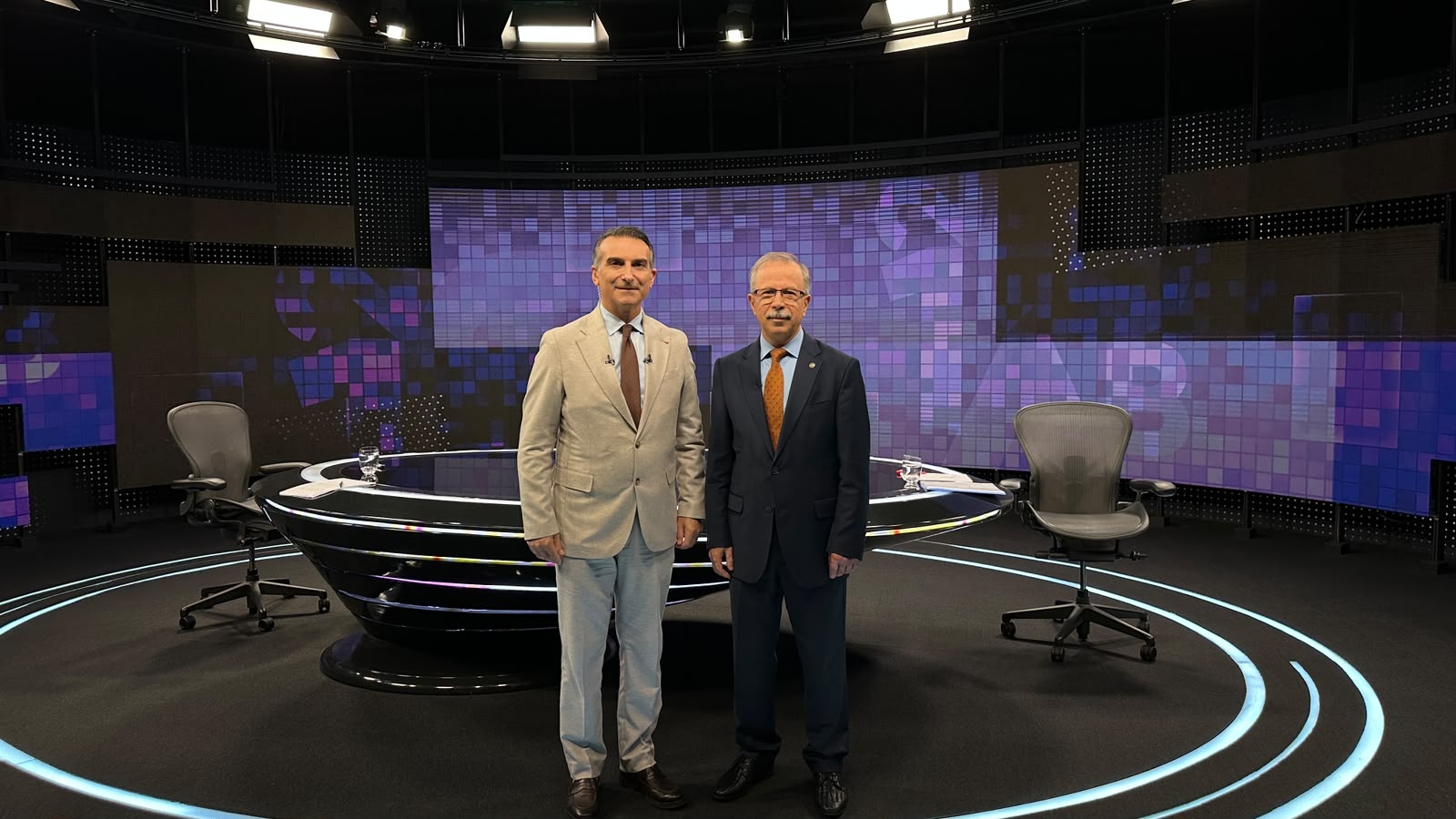 Rektörümüz Prof. Dr. Gülfettin Çelik TVNET Tercih Rehberi Programına Konuk Oldu